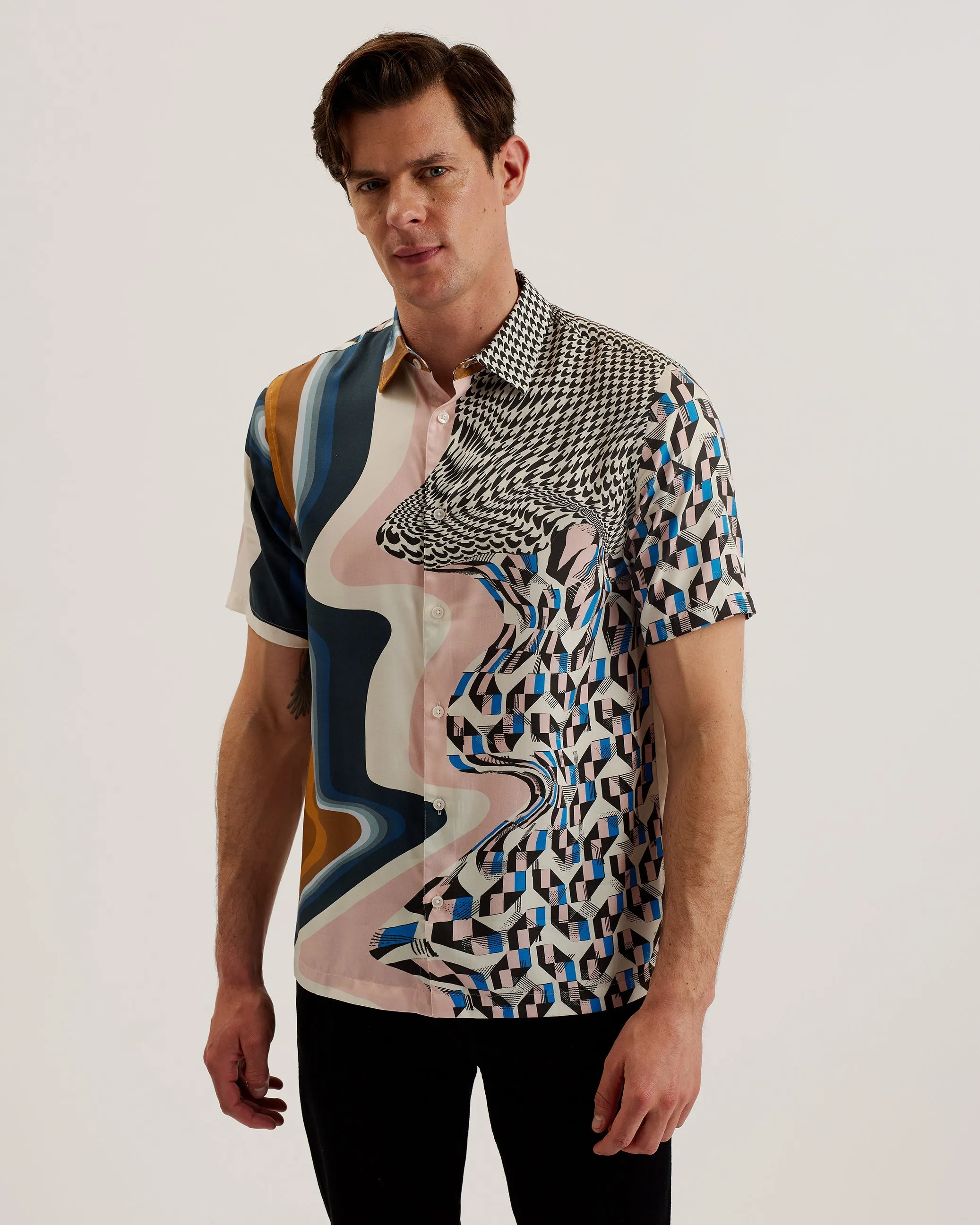 Agathes Ss Relaxed Abstract Print Shirt Multicol