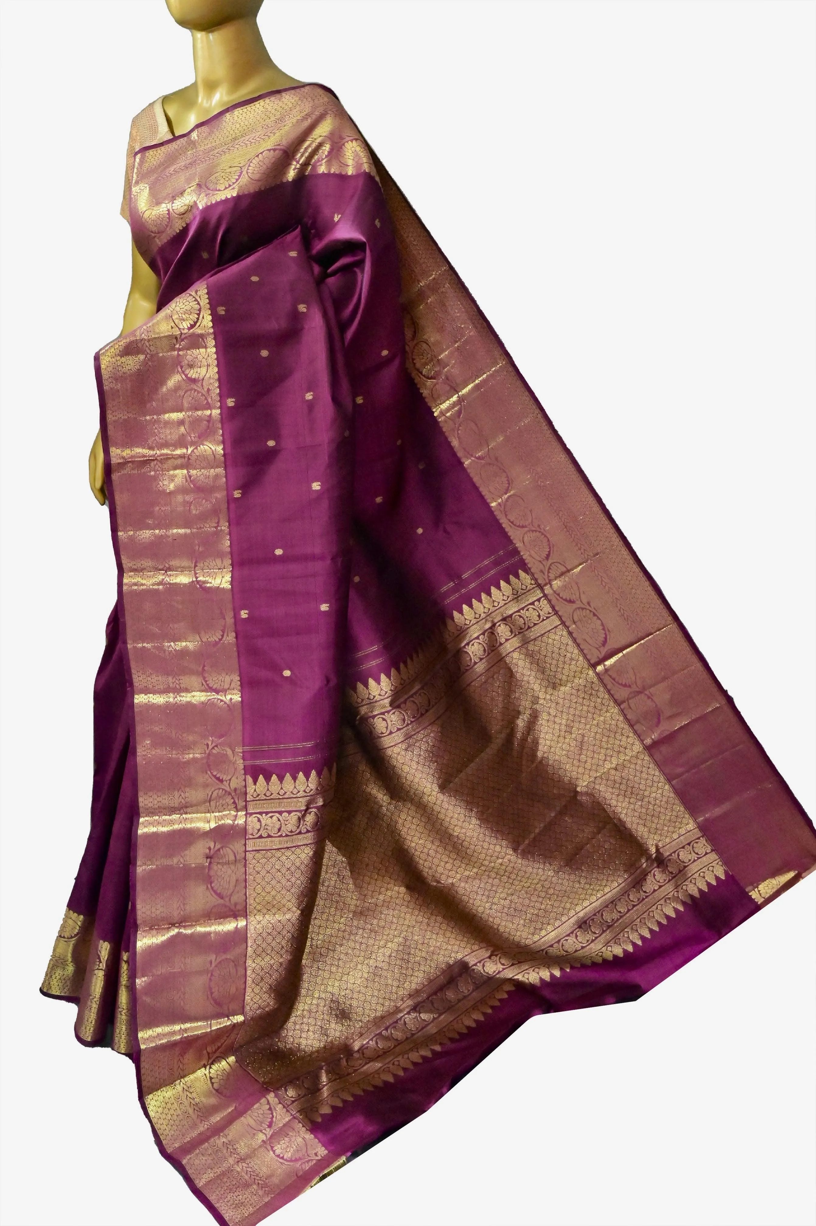 Beetroot Color Kanjeevaram Silk Saree with Double Pett and Double Warp