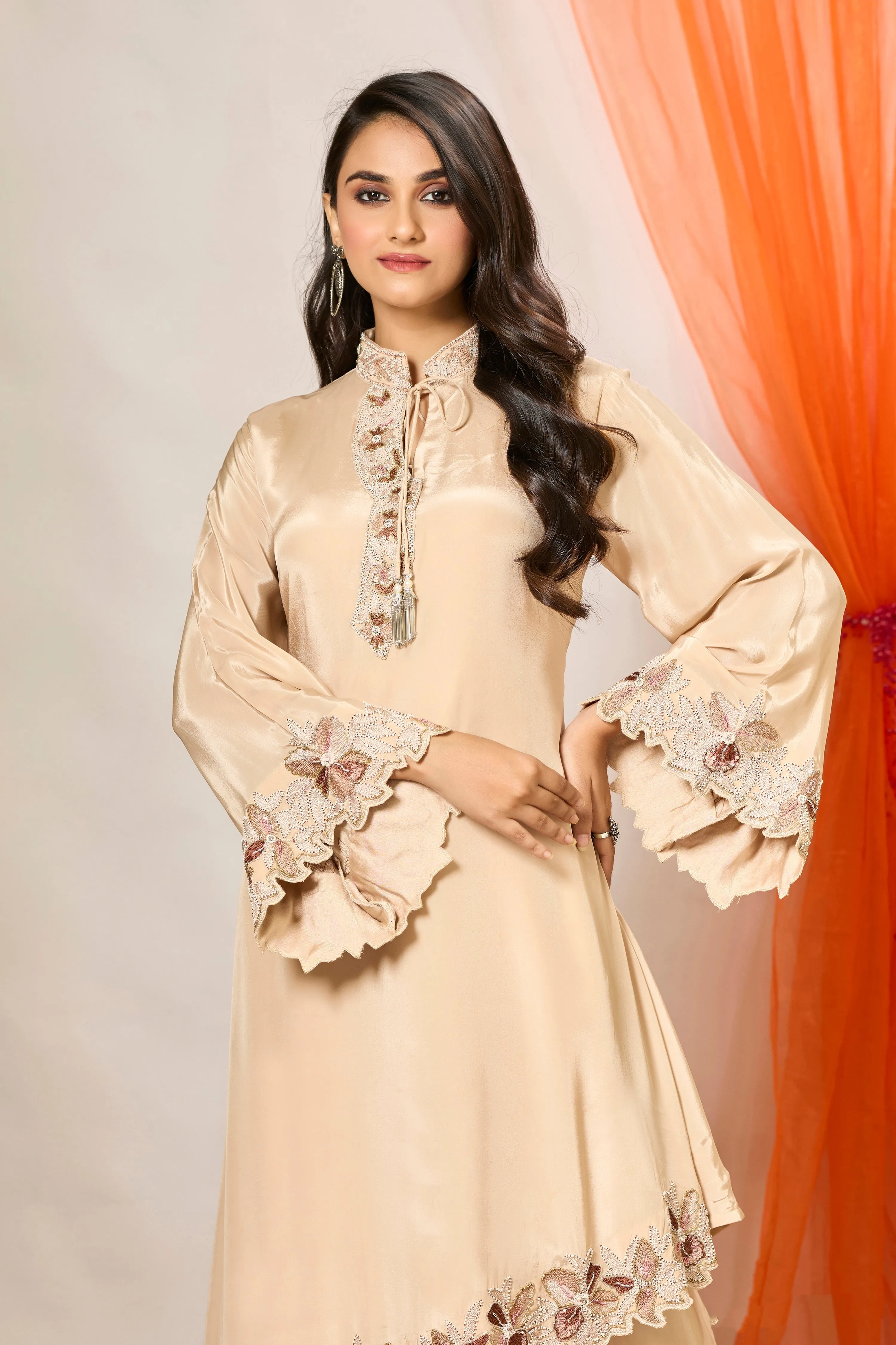 Cream Embroidered Crepe Silk Kurta & Pants Set