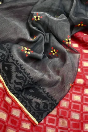 Grey and Red Color Patli Pallu Jamdani Saree with Gujrati Hand Embroidery