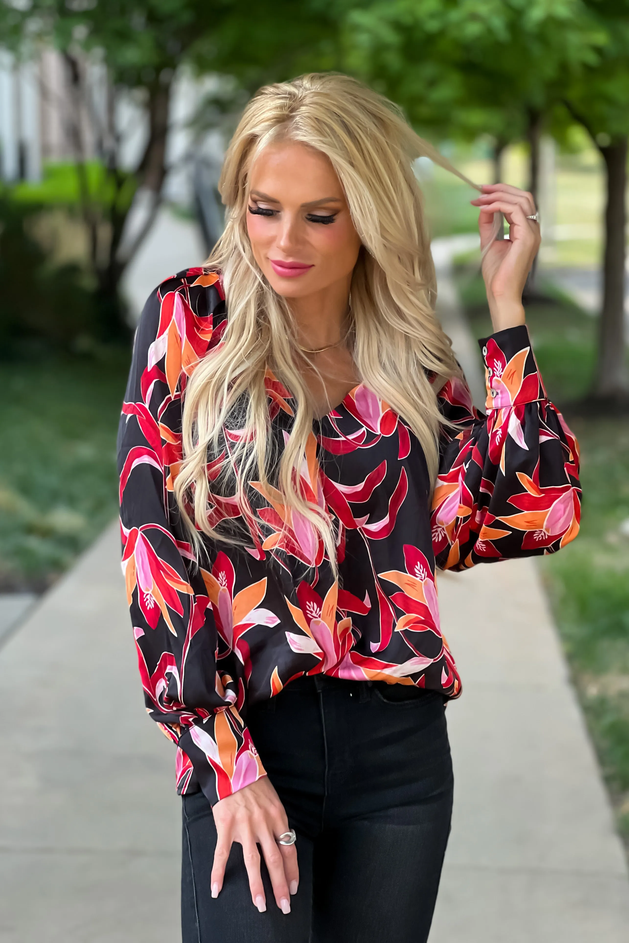 Love The Drama Bubble Sleeve Shift Blouse : Black/Red/Orange