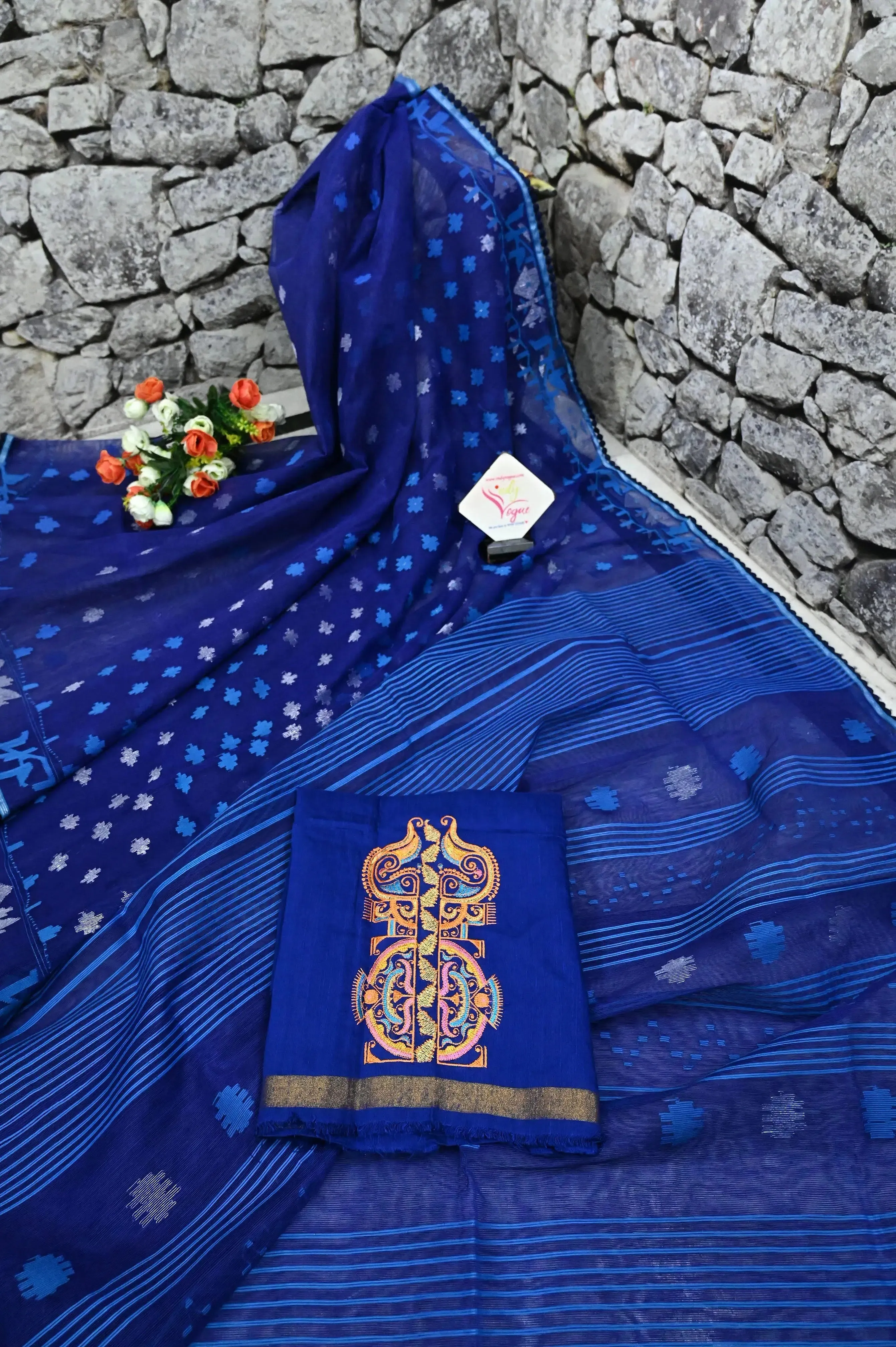 Navy Blue Color Pure Bangladeshi Dhakai Jamdani Saree with Lace Work