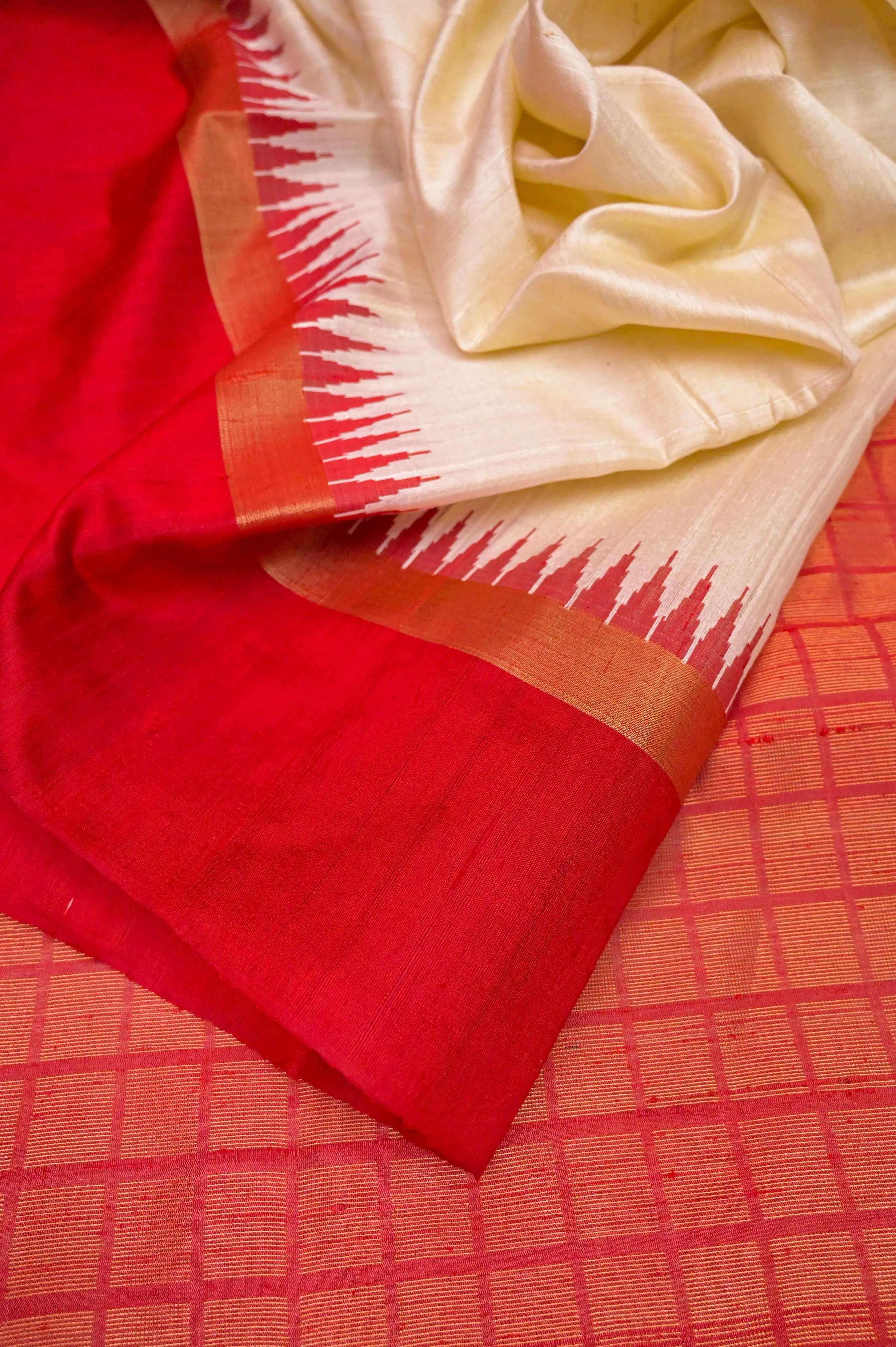 Offwhite and Red Color Pure Raw Silk with Temple Border