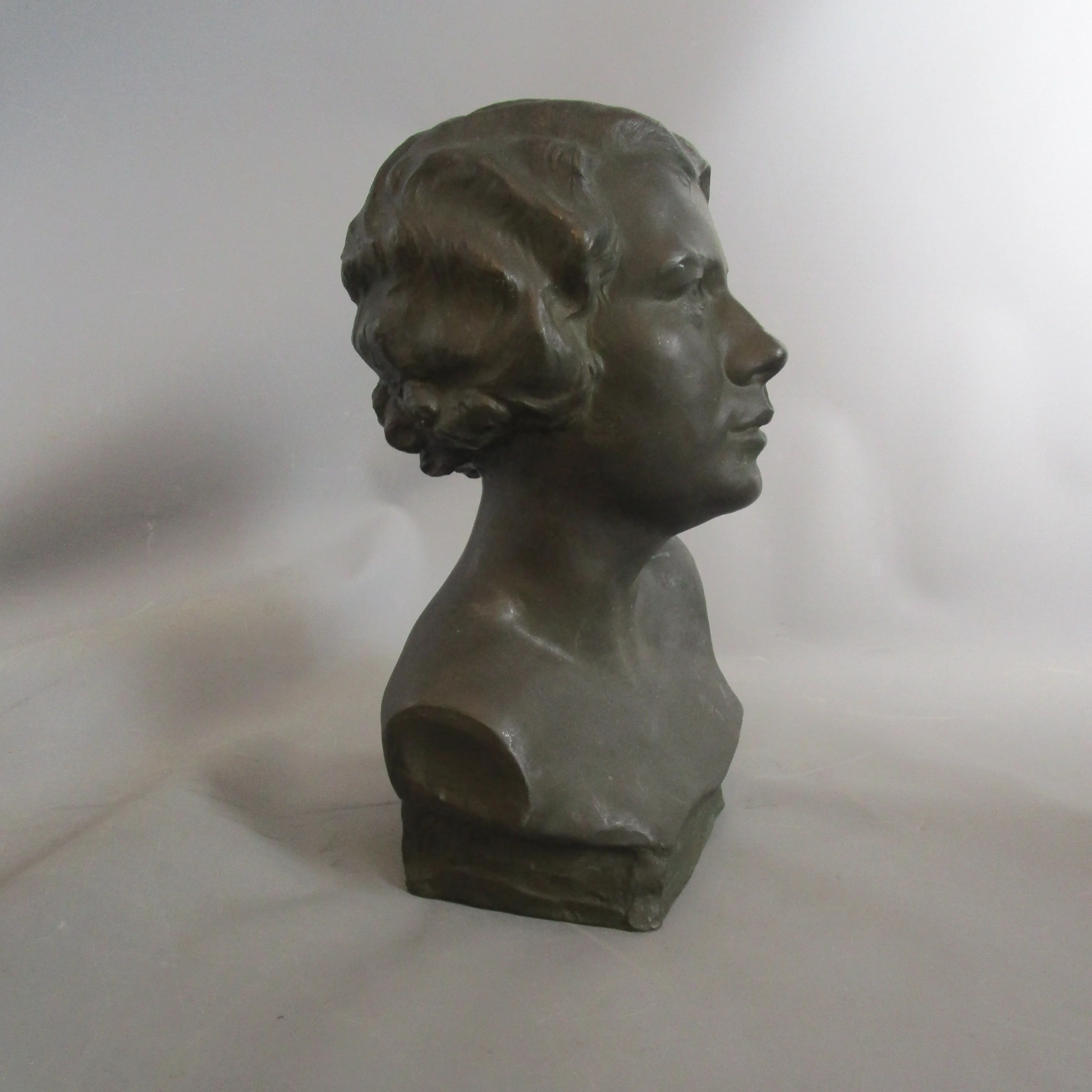 Sculptural Bronze Bust of Anna Wolters D-Blaauns  Vintage Art Deco Oct 1935